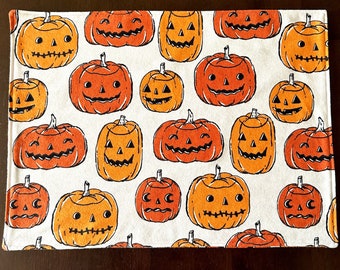 Retro Pumpkins Halloween Placemat