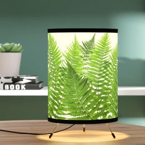 Fern Leaf Table Lamp, Indoor Lighting Decor, Nature Inspired Desk Light, Botanical Bedside Lamp, Tripod Lamp with High-Res Fern Leaf Images