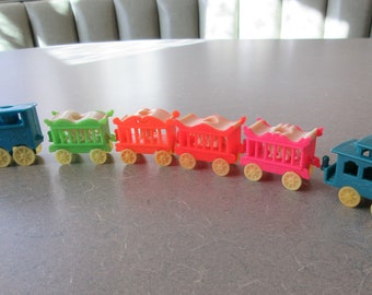 Vintage Cake Topper, Train Cake Topper, Plastic Circus Train, Circus Train, Zakka, Child Birthday Cake Topper, Hong Kong Neon Colors Animals