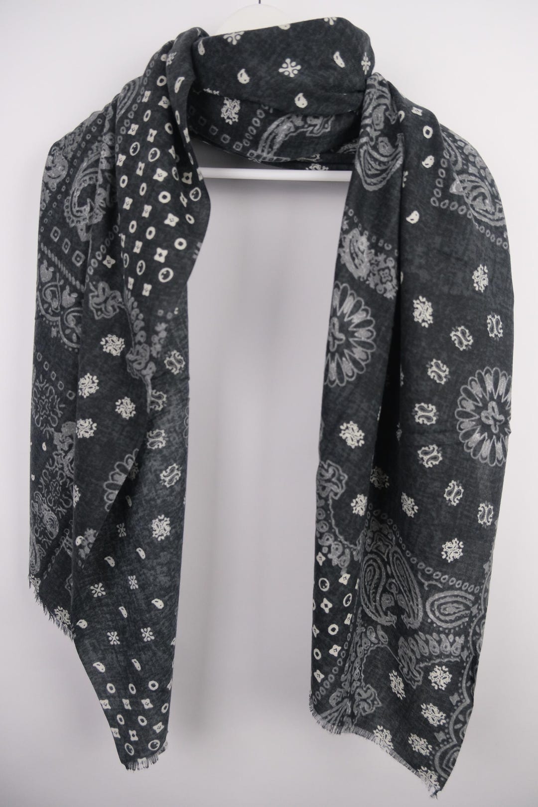 Black Paisley Patch Print Medium Weight Scarf, Women's Fashionable