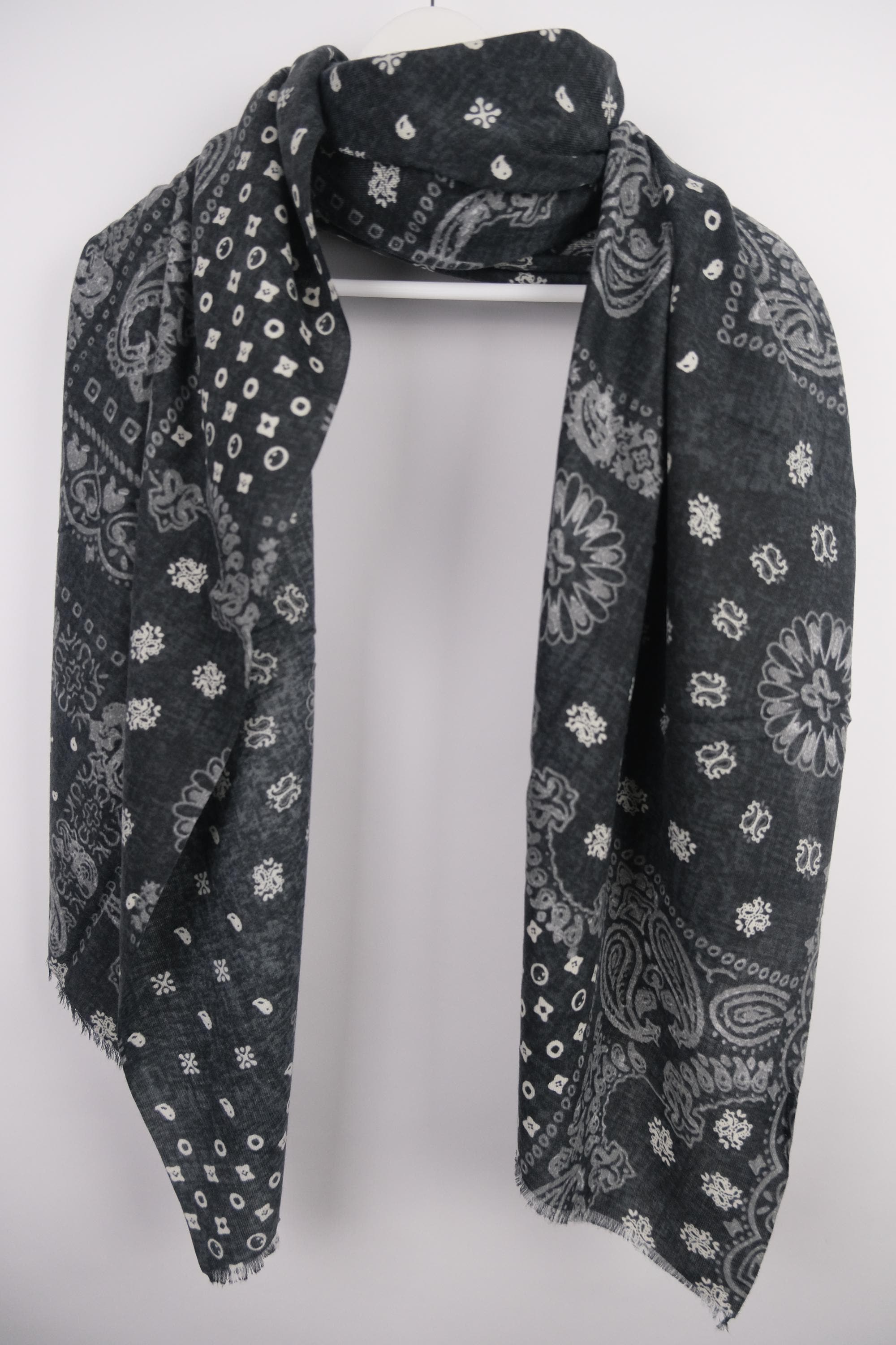 Black Paisley Patch Print Medium Weight Scarf, Women's Fashionable