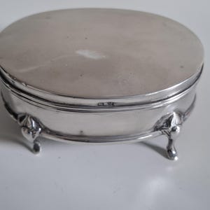 Antique EDWARDIAN  Hallmarked oval STERLING SILVER Trinket / Jewellery Box/ Casket on Four Legs Birmingham Assay c1906