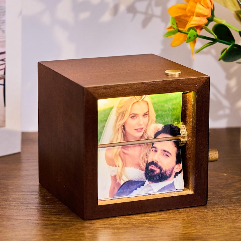 Picturebox Turn Personalized Photo Flipbook Animation Box With Light,custom Crank ...