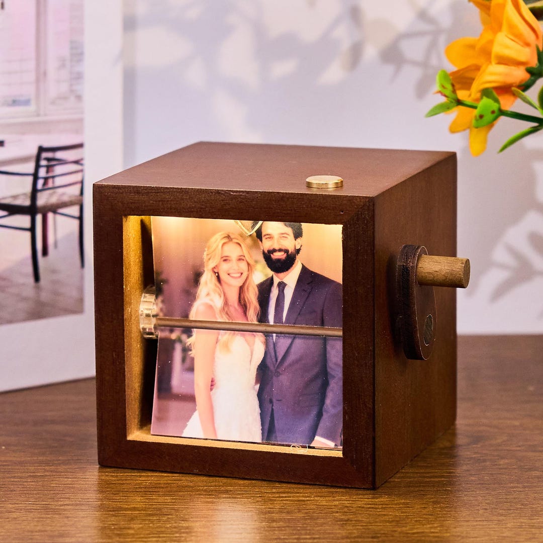 Picturebox Turn Personalized Photo Flipbook Animation Box With Light,custom Crank ...