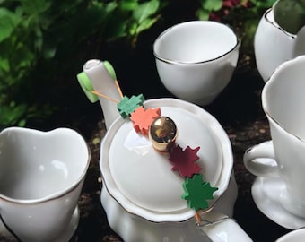 MAPLE LEAF Teapot Drip-Catcher and Lid Holder (With clasp) tea leaves Autumn leaves teapot leaves charm leaf beads teapot drip collector