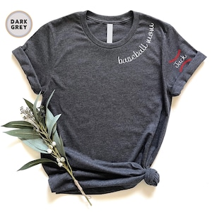 Custom Baseball Mom Shirt, Baseball Gift, Baseball Mom Custom Gift, Gift for Mom, Baseball T-shirt, Custom Shirt, Custom Game Day Shirt bild 4