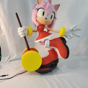 19&quot; Amy Rose 3D Printed Statue – With Hammer Swing Pose