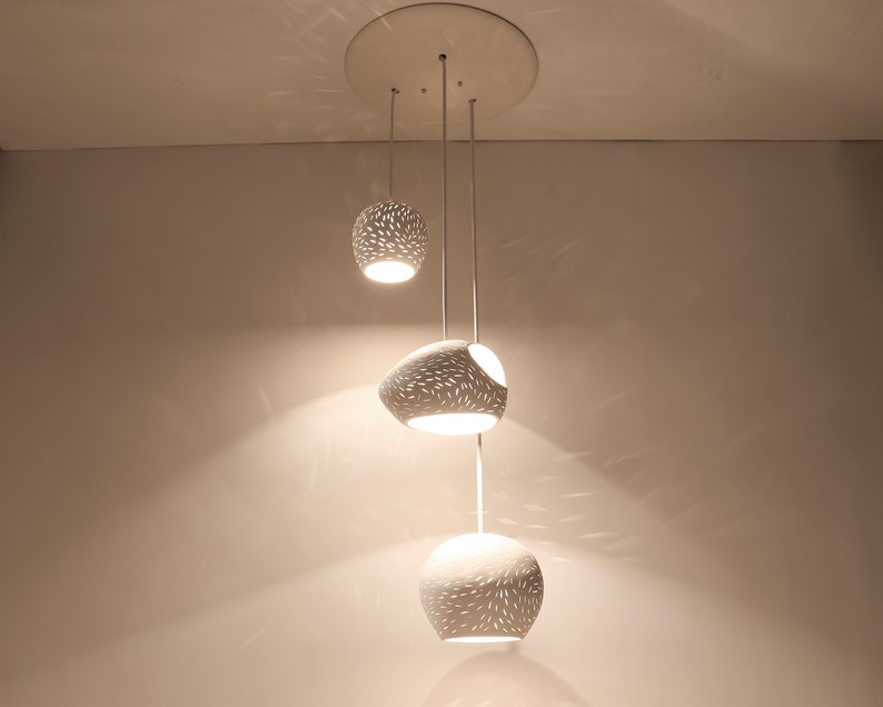Contemporary Cluster Pendant Light Claylight: CLUSTER 3 Handmade Ceramic Chandelier Modern Pendant Light Line pattern