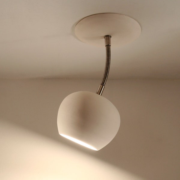Tonlichtfleck | Moderne Strahlerleuchte | Keramik Deckenlampe | Designer Beleuchtung