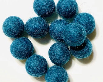 W-100PC Single Color Pack - STEEL Felt Balls