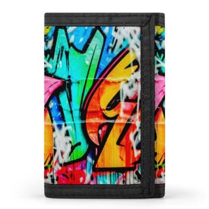 Supercartera GRAFFITI ART NYC / Diseño de tres pliegues para efectivo, tarjetas y llavero oculto / Arte de trenes de los 70