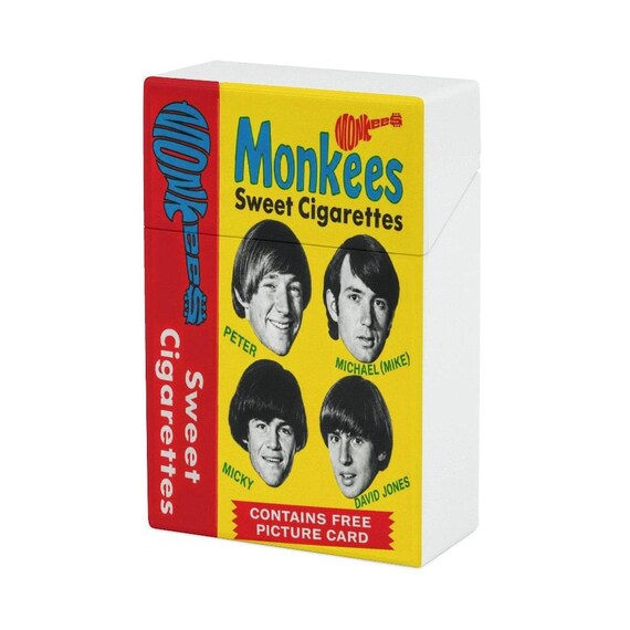 cigarette memorabilia Camel Collectibles: The Early Years, 1913-1963 (Schiffer Book for Collectors) From the handsome men of the teens and early 1920s American Tobacco Celebrates Holidays with