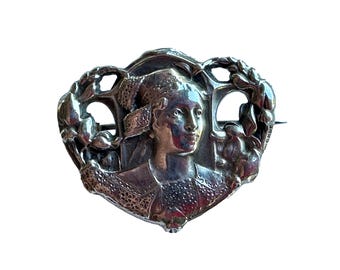 Art Nouveau Sterling silver brooch Breton woman Côtes d'Armor Gift for her