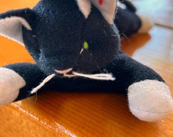 Teenie Beanie Babies  Zip