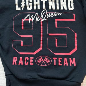 Sudadera negra de cuello redondo Rayo McQueen de Disney Pixar Cars (talla XS) imagen 5