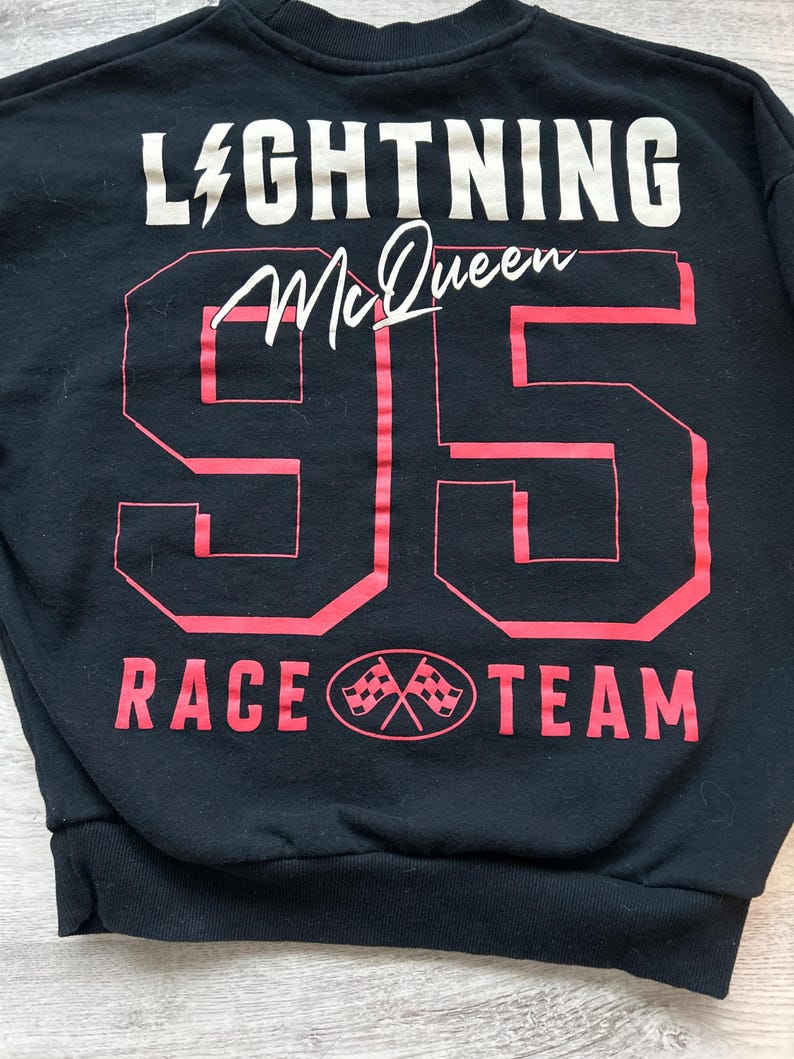 Sudadera negra de cuello redondo Rayo McQueen de Disney Pixar Cars (talla XS) imagen 5