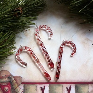 Red & White CANDY CANE Handblown Borosilicate Glass Christmas Ornament