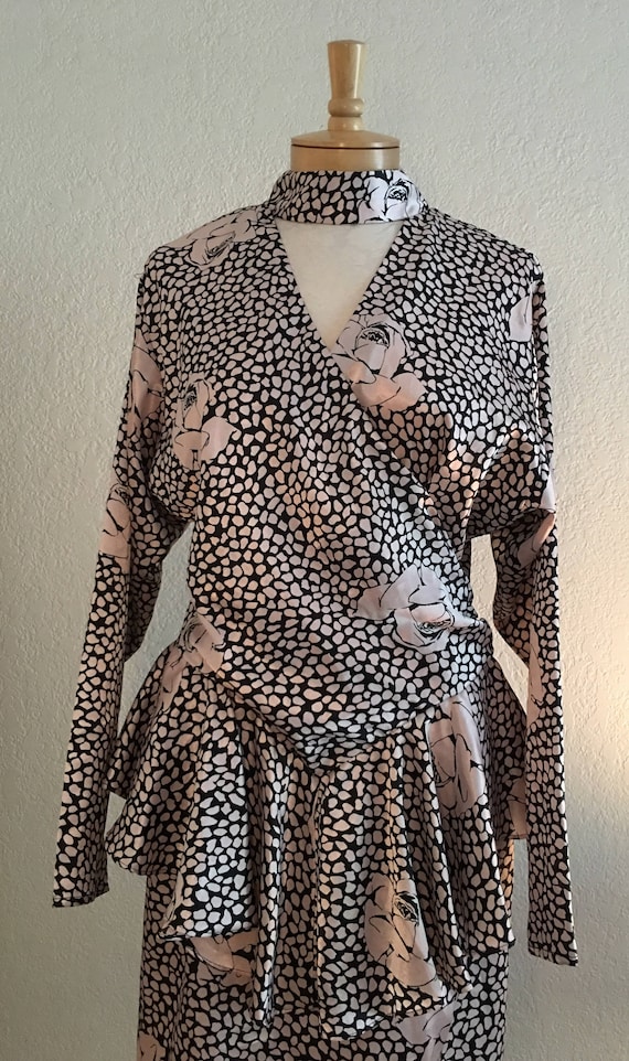 80's Bombshell Pretty in Pink Rose Print Dress