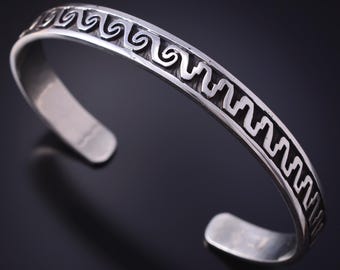 Fine Vintage Hopi Native American Sterling Silver Ring of Desert