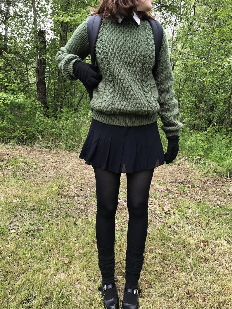 Oversize-Pullover mit Zopfmuster und Alpen-Einsatz – Häkelanleitung (PDF, Englisch) und Größenangaben Bild 1