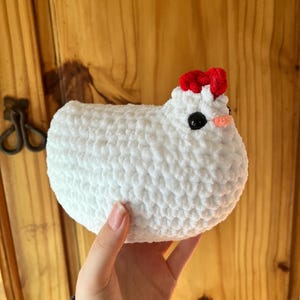 Crochet Farmhouse Chicken Amigurumi Rooster Stuffed Animal Chunky Chick Plushie Handmade Gift For Farmies Farm Animal Decor Desk Buddy