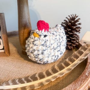 Crochet Chicken Plushie, Chicken stuffed gift, Amigurumi stuffed Rooster, Plushy toy, baby gift, crochet nursery decor, handmade animal