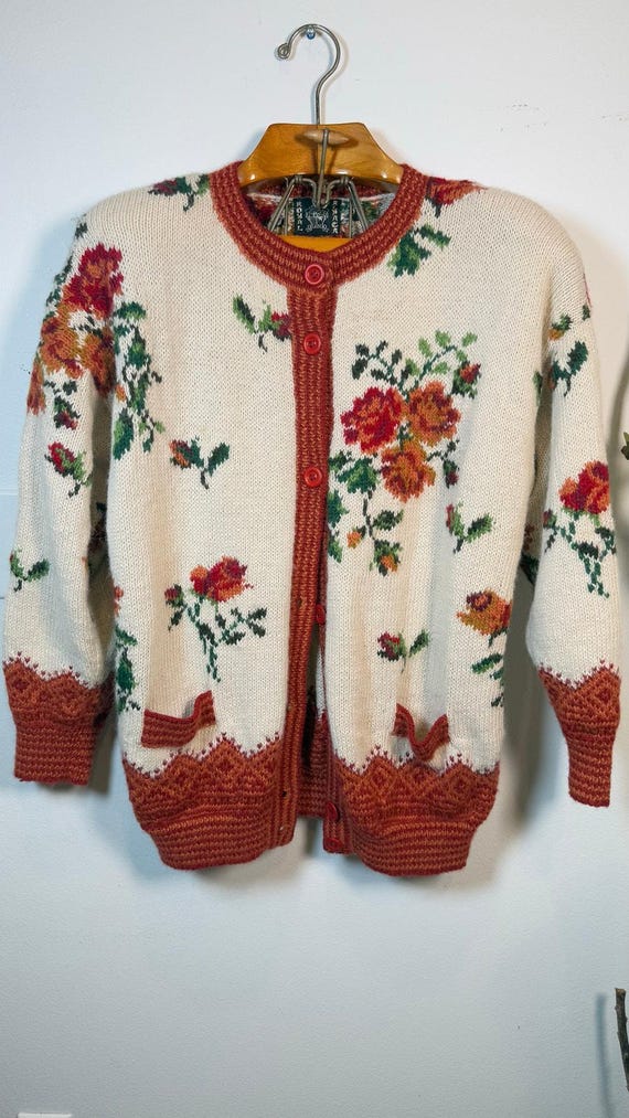 90’s Italy made alpaca knit cardigan Vintage 90s Alpaca Cardigan: Knit Floral Chevron Sweater - Etsy