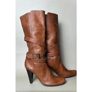 Vintage Brown Leather High-Heeled Boots with Buckle Straps | Retro Knee-High Western Style | Women’s Fall Fashion Footwear Sz 7.5
