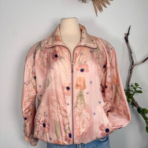 Vintage Pink Floral Windbreaker Jacket – 100% Silk Spring Jacket size M