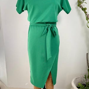 Elegante abito verde piccolo – Abito midi senza maniche, abbigliamento formale per cocktail party