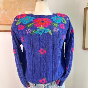 Vintage Liz Claiborne Floral Embroidered Sweater: 80s Retro Knit (Size M)