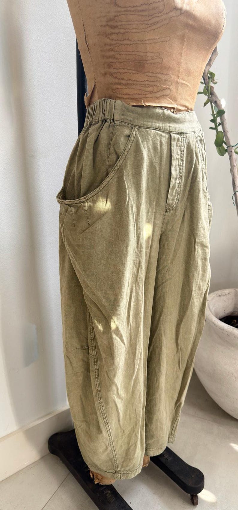 Free People Sage Green Linen Wide Leg Pants Size M Boho Relaxed Pocket Trousers image 3