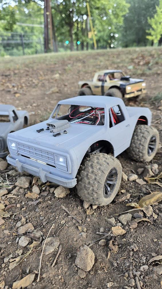 Custom 1/16 scale RC Truck Body + Lights - 3D printed