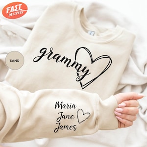 Custom Grammy Sweatshirt Kids Name on Sleeve, Personalized Grandma Sweatshirt, Grandma Gift, Grammy Crewneck, Mother&#39;s Day Gift Sweatshirt