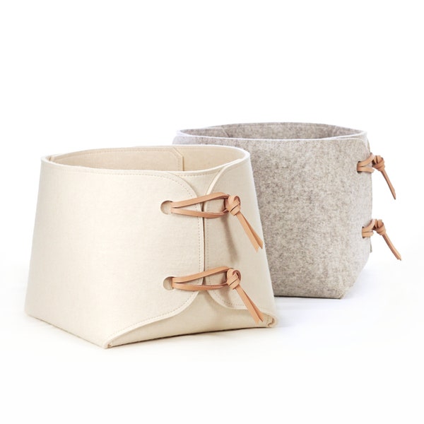 Large bin with leather details - storage basket with toggles - soft felt minimalist container