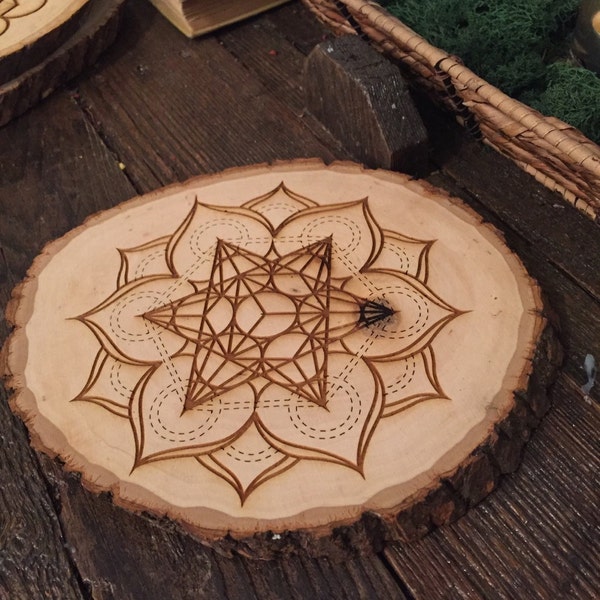 Grote Laser geëtst heilige geometrie altaar Board. Crystal raster. Handgemaakte Linden boom hout. Mooi.
