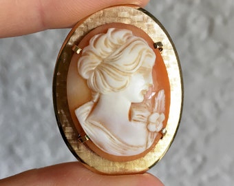 Krementz Genuine Cameo Pendant Brooch