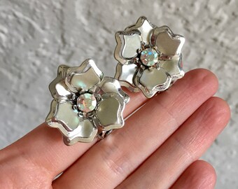 Mid Century Silver Plated Aurora Borealis Flower Clip On Earrings