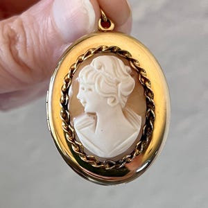 Vintage Worn Gold Filled Carved Shell Oval Cameo Locket for Necklace