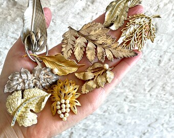 Vintage Lot of 9 Mid Century Leaf Brooches