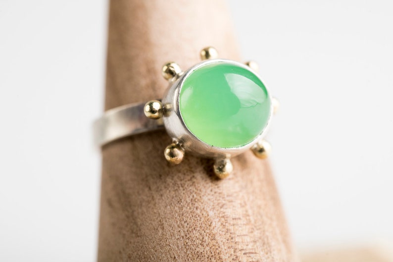 Hand Fabricated Bright Green Silver /& Gold Hailey Chrysoprase Ring w Gold Granule Halo