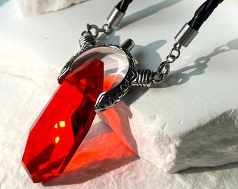 Colar com pedra da alma de Dante Devil May Cry 5, pingente de cristal vermelho com cordão de couro preto, joias de jogos punk góticos DMC 5 para fãs