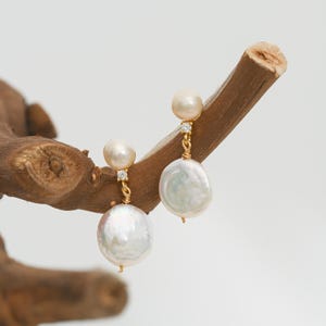 Natural Baroque Pearl Earrings,Dainty pearl earrings, Statement pearl drop earrings, Bridal jewelry, Wedding earrings, Bridesmaid Gift