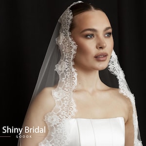 Mantilla Lace Cathedral Wedding Veil – One-Tier Soft Tulle Bridal Veil with Blusher, Elegant Lace Edge Chapel Veil