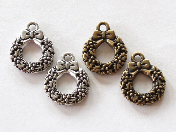TOP HAT AND CANE FINE PEWTER PENDANT CHARMS 2 PCS