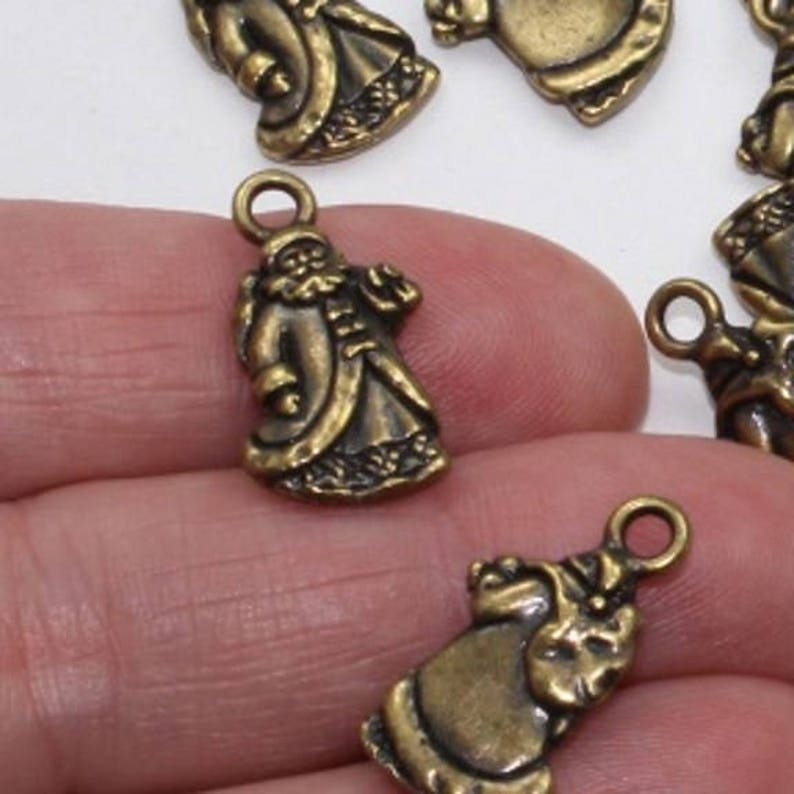 St Nicholas Holiday Pendant TierraCast Plated Lead Free Pewter 20pack |S08a-20 Saint Nick Pendant Charms 20 Brass Santa Charms