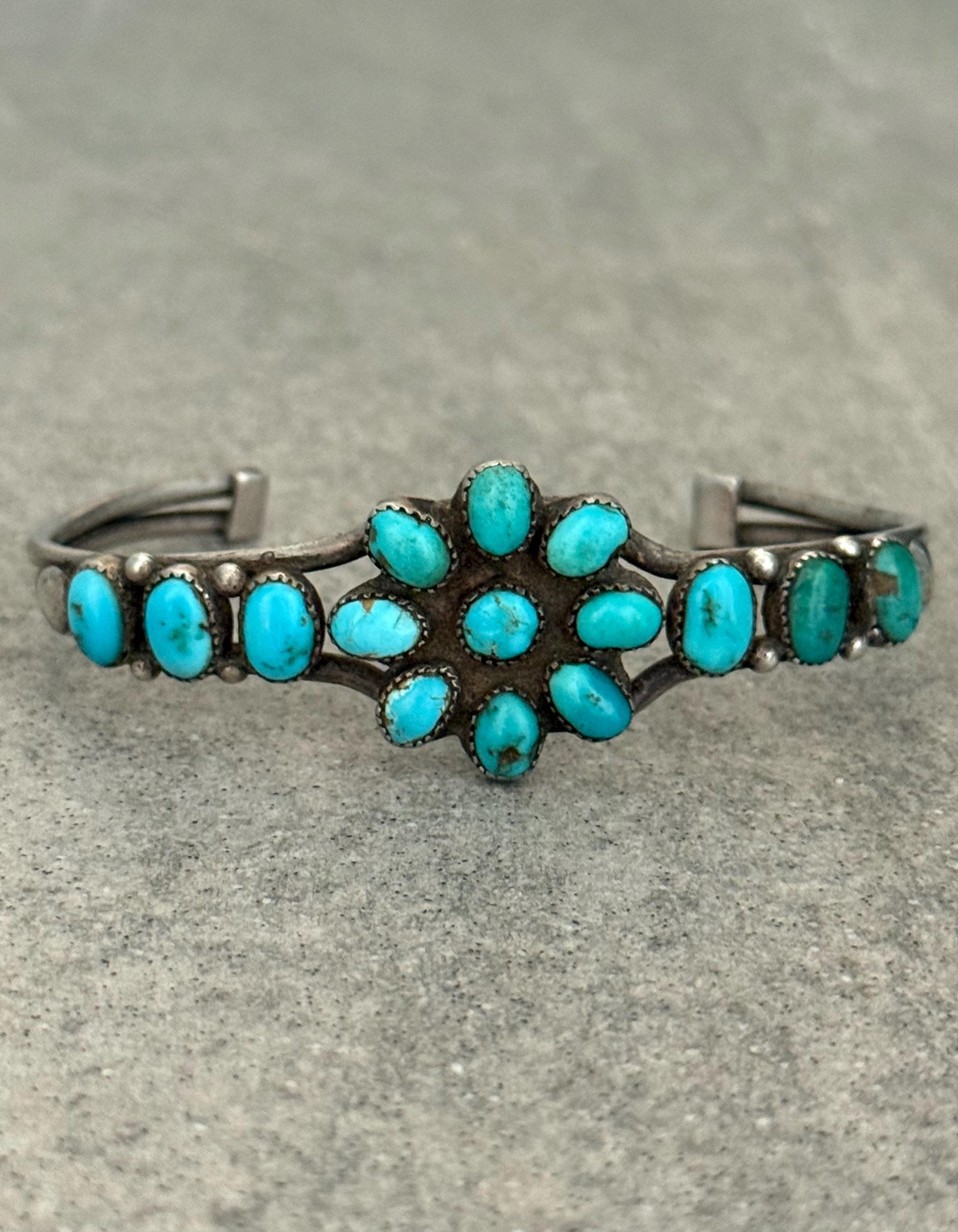 Half-Round WireCuff 1940～Vintage Navajo Half-Round WireCuff 1940～Vintage Navajo 33g Vintage Half