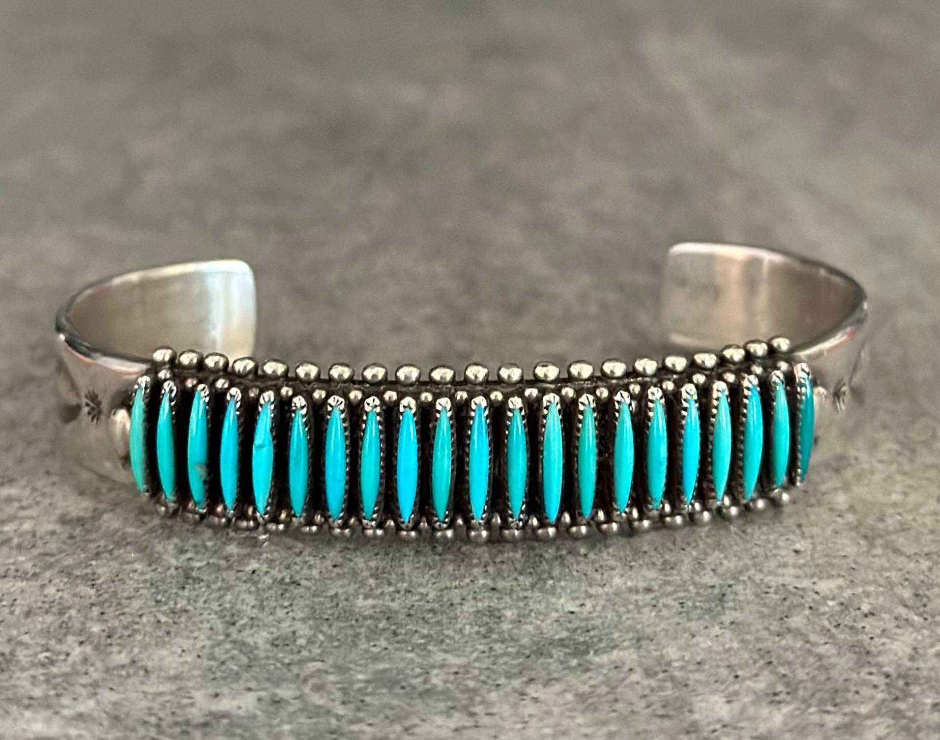 Signed Vintage Native American Zuni Turquoise Sterling Silver Wagonwheel Bracelet Signed Vintage Native American Zuni Turquoise Sterling Silver Wagonwheel Bracelet