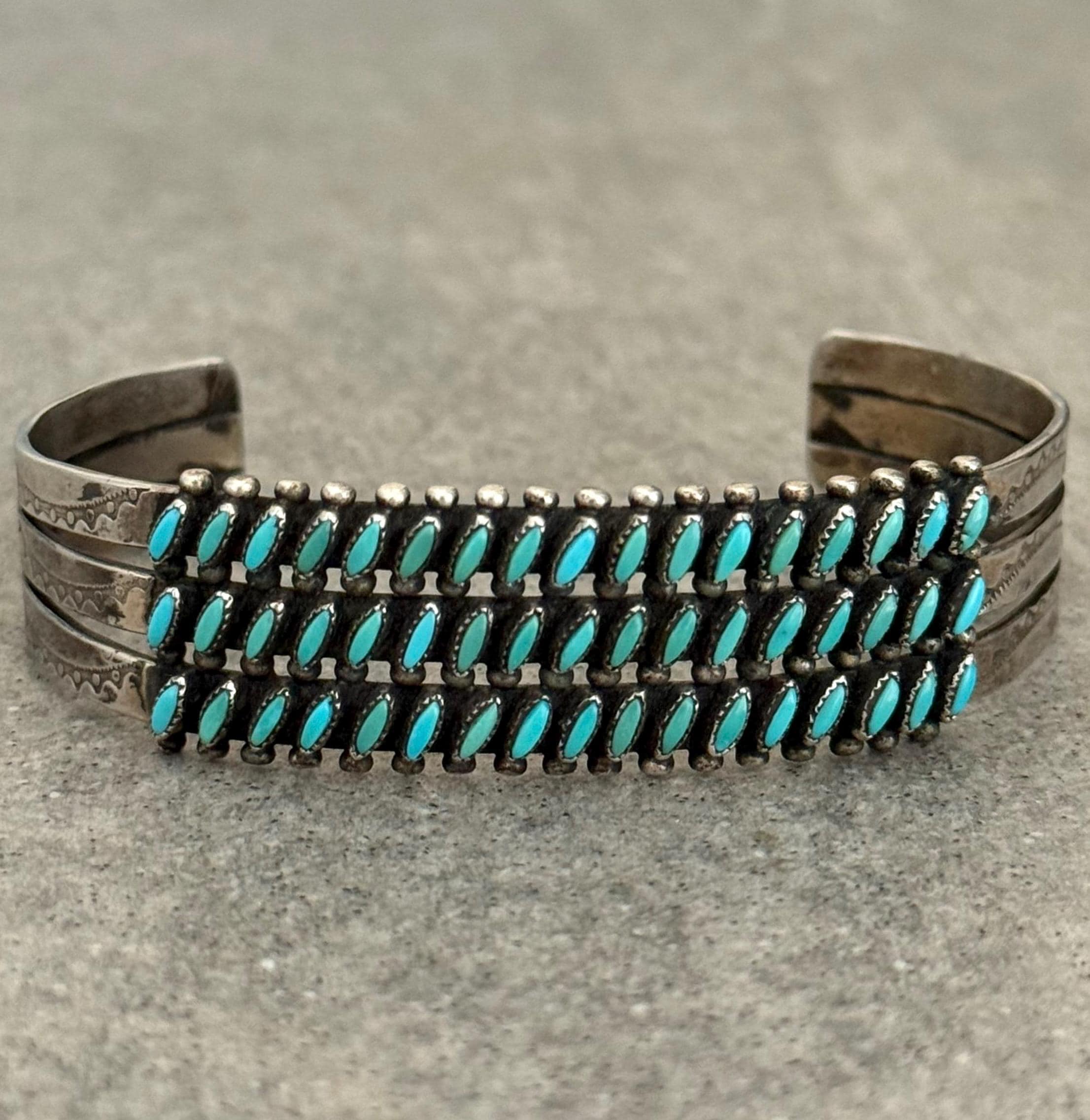 アクセサリー ZUNI Needle Point Cluster Bangle 925 ZUNI Needle Point Cluster Bangle 925
