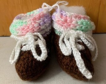 Crocheted Baby Maryjane Booties Saddles Oxford Brown w Multi-colored Stockings D1-A1